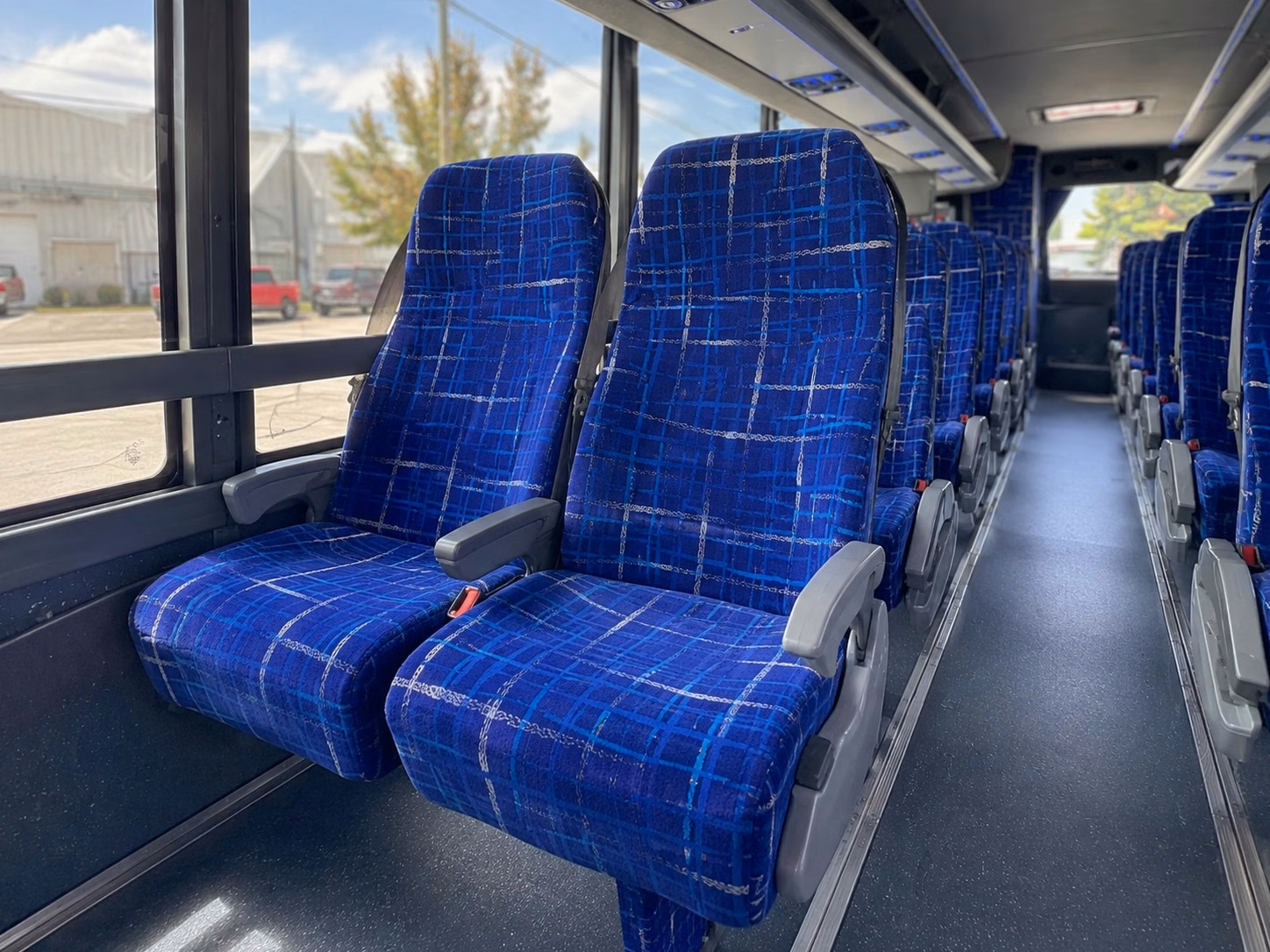 bellevue charter bus