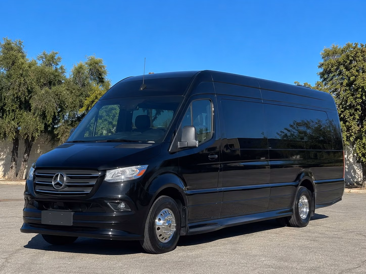 transportation serving bellevue and nearby cities