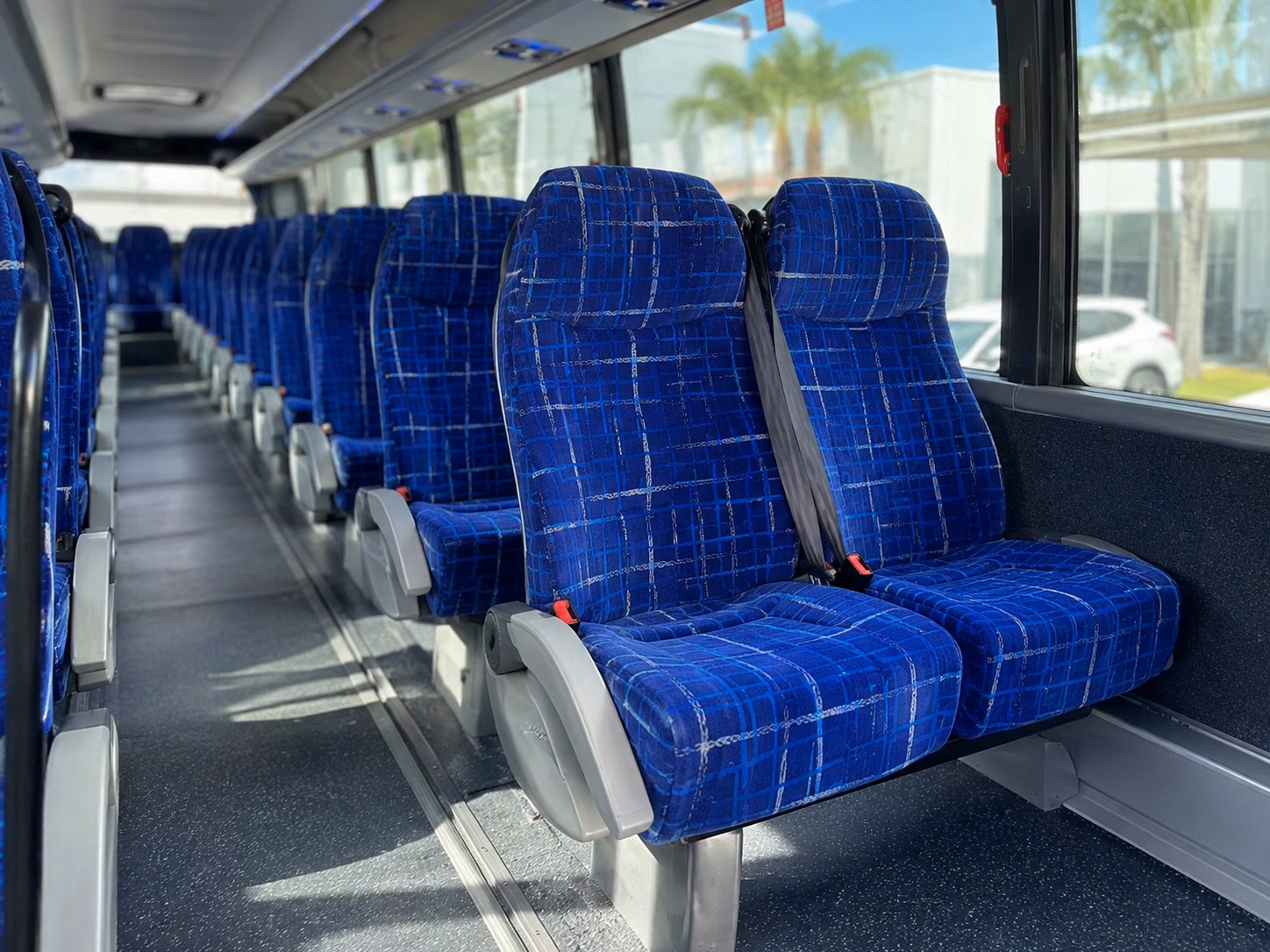 we make mariners and kraken game transportation from bellevue simple